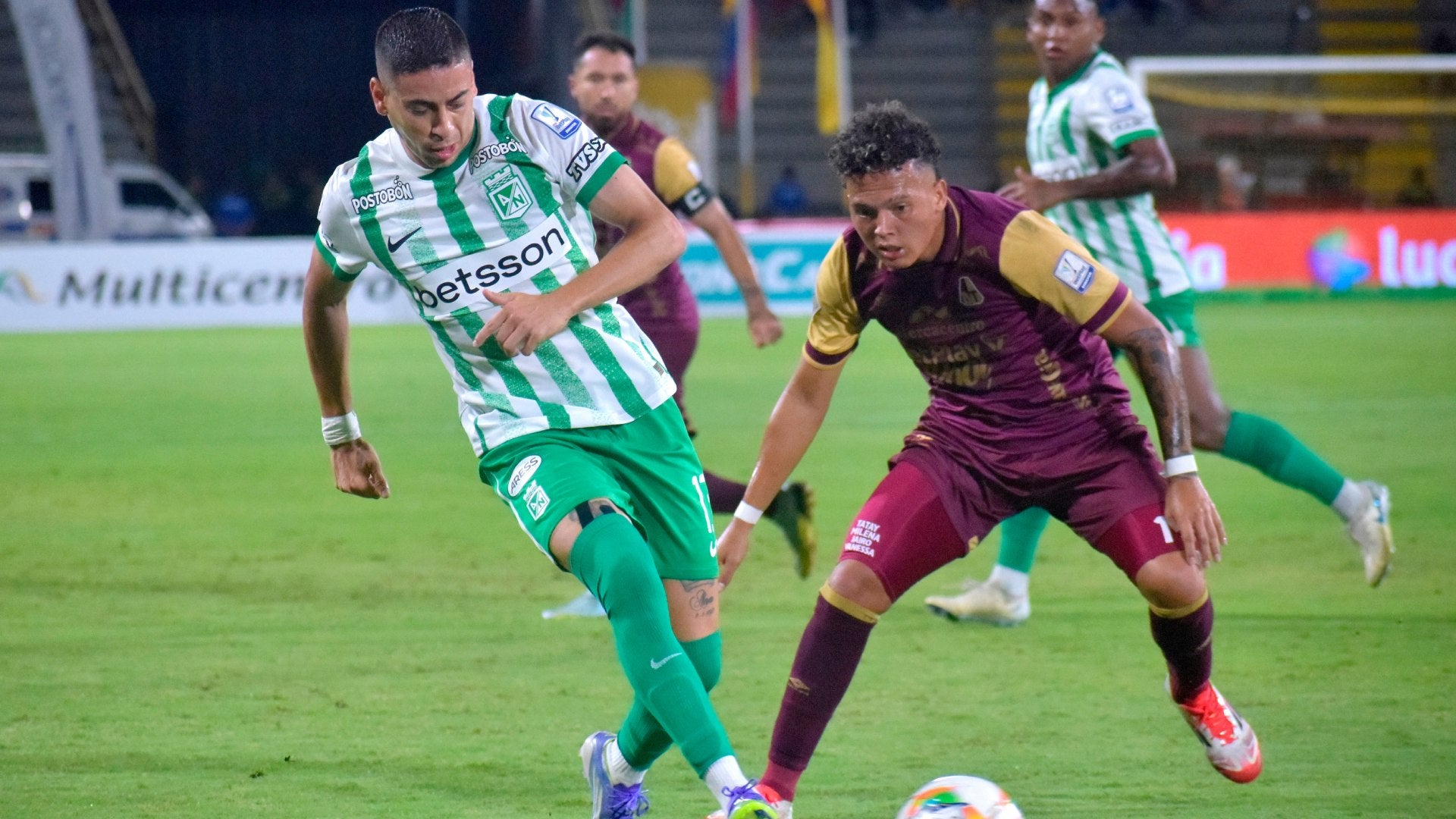 Nacional se quedó con dos menos ante Tolima Nacional se quedó con dos menos ante Tolima
