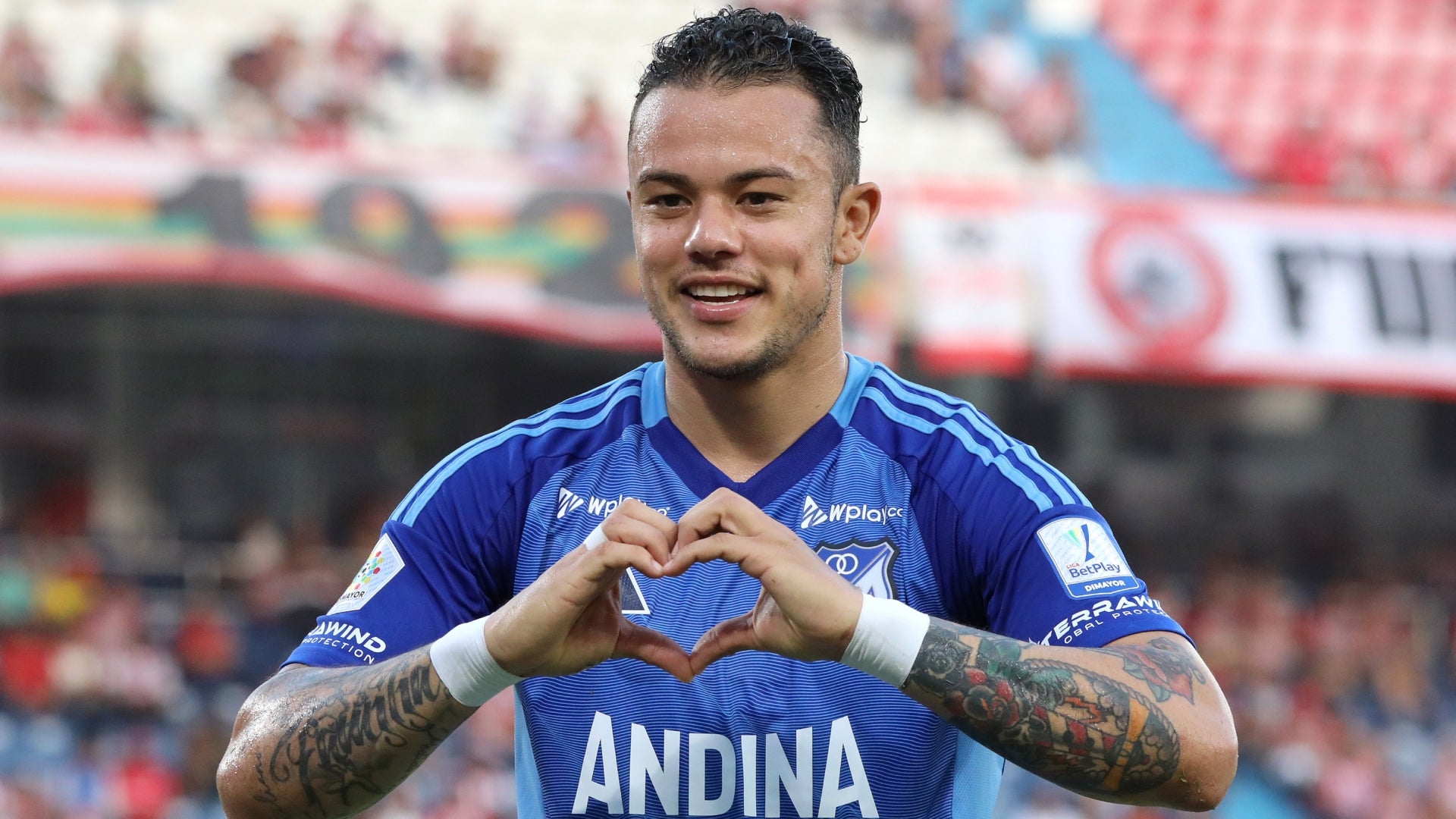 Leo Castro sigue recuperándose de su lesión