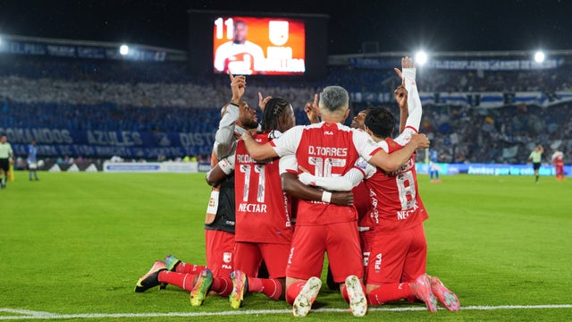 Jugador de Santa Fe lanzó mensaje previo al clásico vs Millonarios - VizzorImage