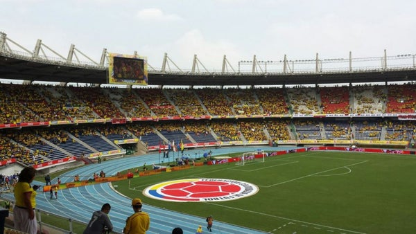 Hinchas de Colombia arman banderazo antes del juego contra Costa Rica Hinchas de Colombia arman banderazo antes del juego contra Costa Rica
