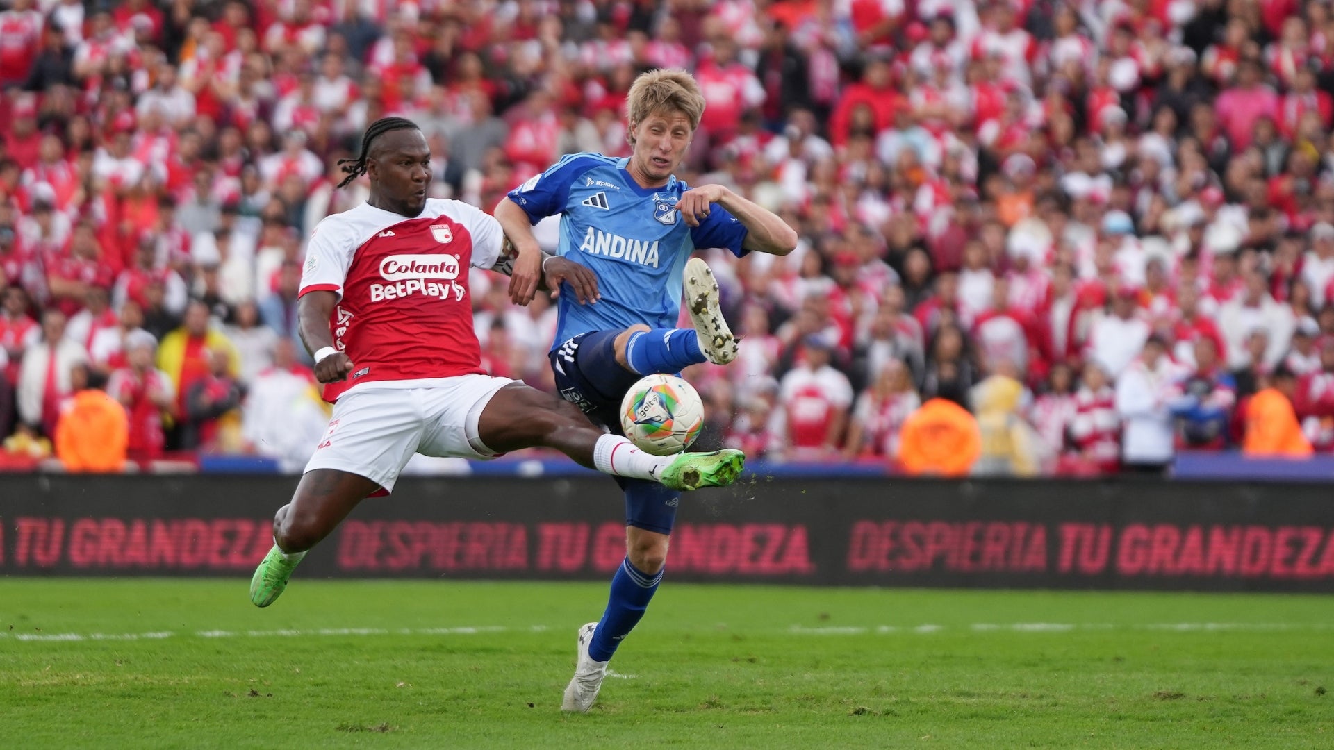 Hugo Rodallega y Andrés Llinás en Millonarios vs. Santa Fe - VizzorImage Hugo Rodallega y Andrés Llinás en Millonarios vs. Santa Fe - VizzorImage