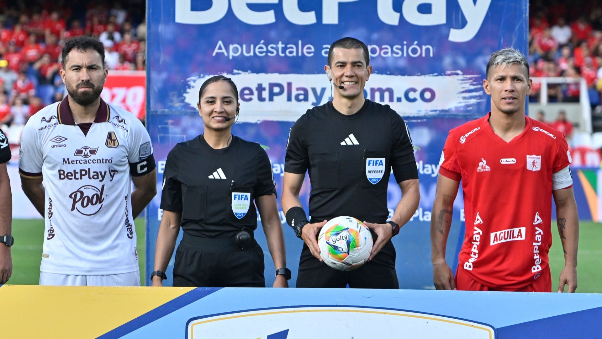 Andres Rojas, arbitro de América 0-1 Tolima - VizzorImage Andres Rojas, arbitro de América 0-1 Tolima - VizzorImage