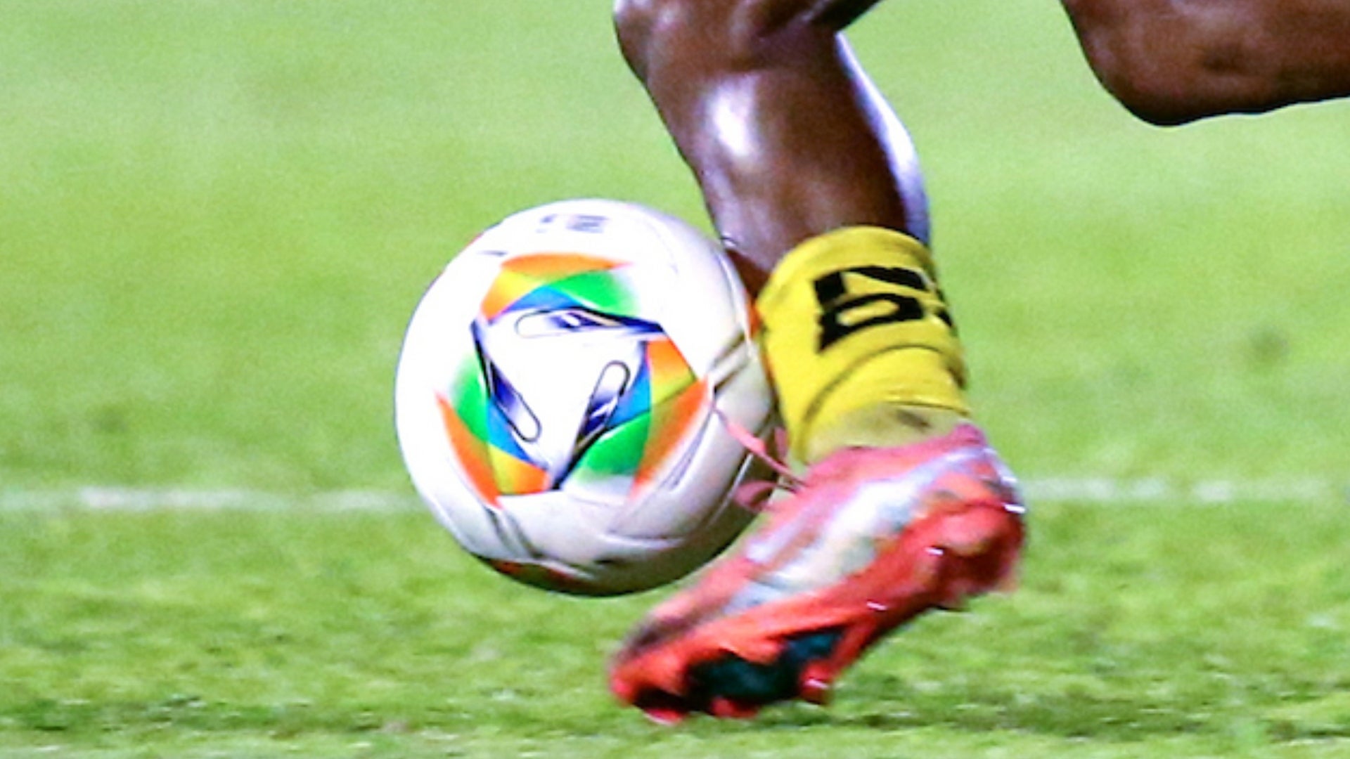 Balón del FPC en la Copa BetPlay - VizzorImage