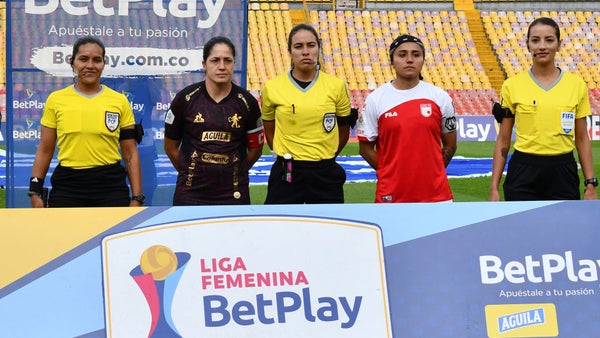 DT de América Femenino denunció actos de racismo en El Campín DT de América Femenino denunció actos de racismo en El Campín