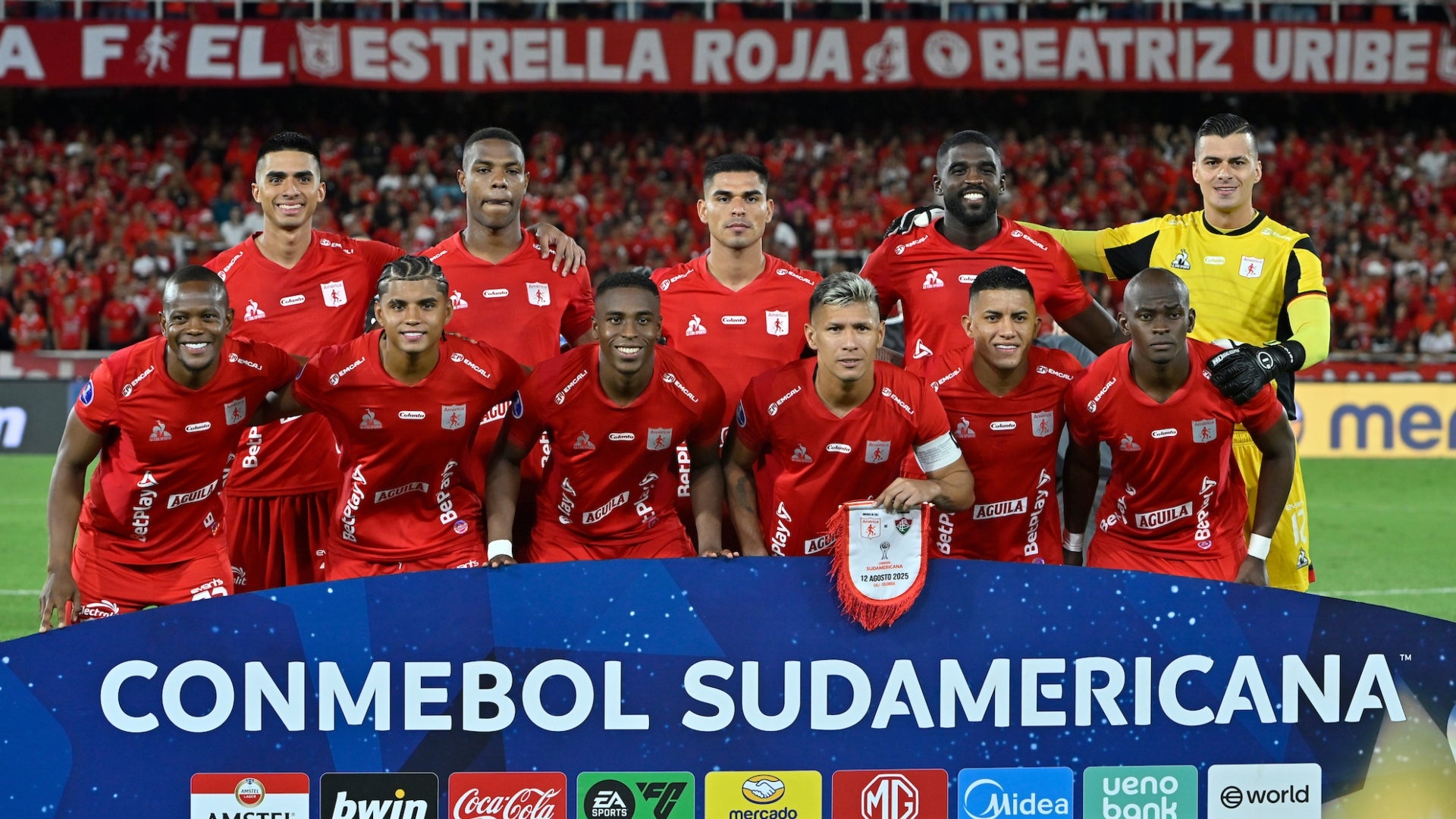 América deberá visitar a Fluminense por la Sudamericana - VizzorImage