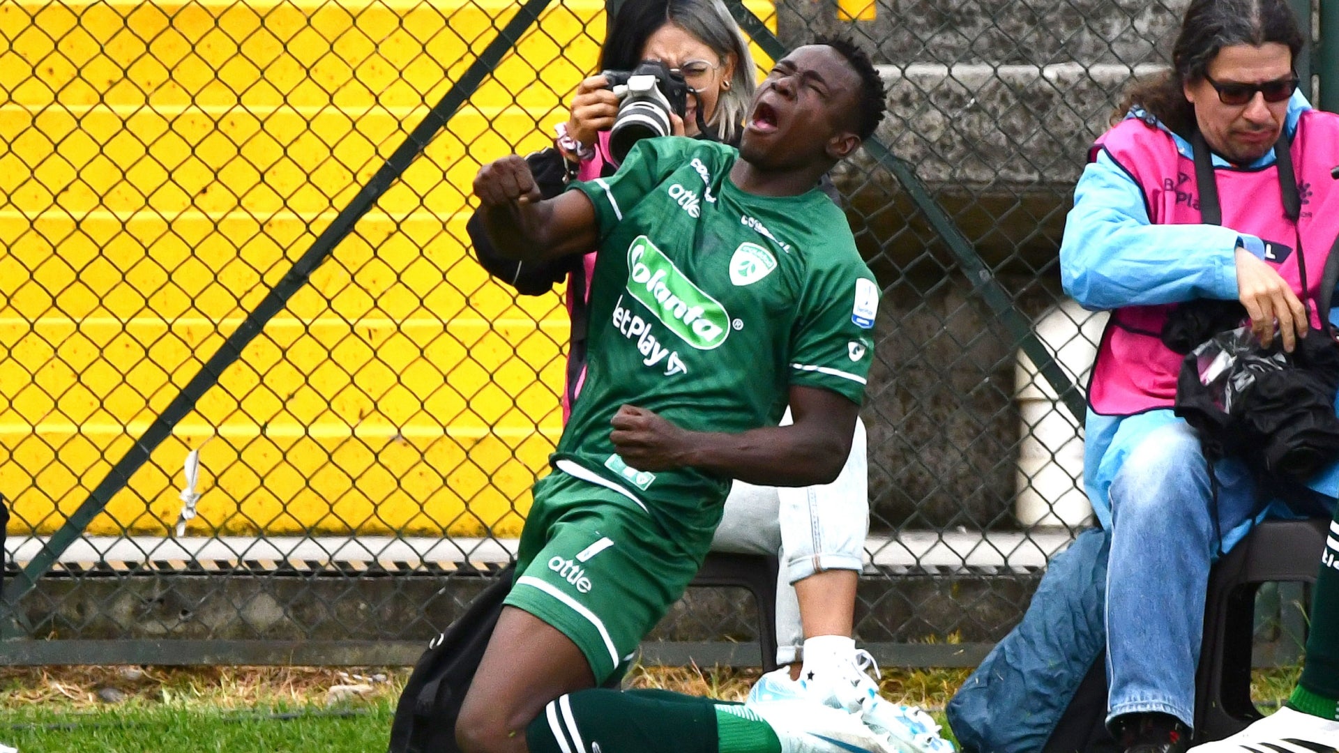 Joider Micolta marcó y asistio en triunfo de Equidad a Llaneros - VizzorImage