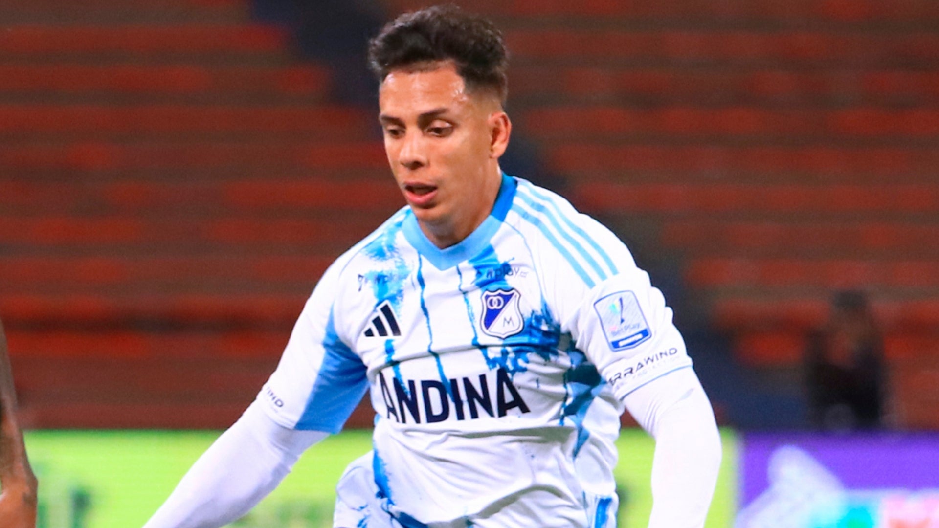 Alex Castro, expulsado en Tolima vs Millonarios - VizzorImage