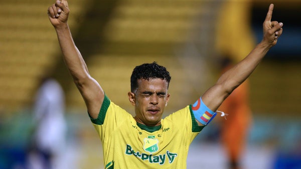 Atlético Huila venció a Bogotá y se metió en el top 3 del Torneo BetPlay Atlético Huila venció a Bogotá y se metió en el top 3 del Torneo BetPlay