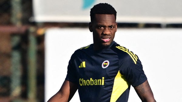 Mourinho castigaría los comportamientos de Jhon Durán en Turquía Mourinho castigaría los comportamientos de Jhon Durán en Turquía