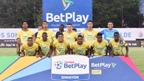 Leones recibió a Real Santander