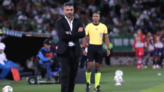 Javier Gandolfi ha sido muy cuestionado por los hinchas