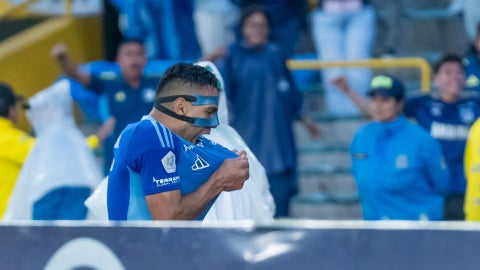 Falcao intercambió su camiseta de Millonarios