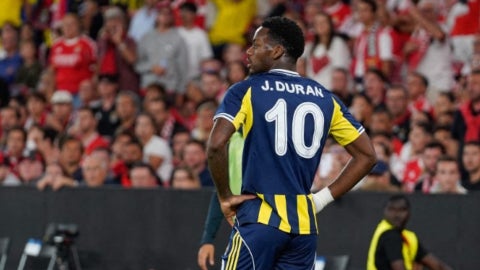 Jhon Duran, delantero de Fenerbahce - AFP