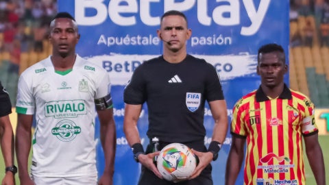 Tres expulsiones en Pereira vs Bucaramanga - VizzorImage