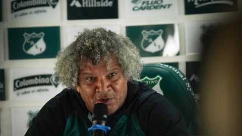 Alberto Gamero, DT de Cali en rueda de prensa
