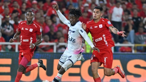 Fortaleza recibe a America por la fecha 11 - VizzorImage