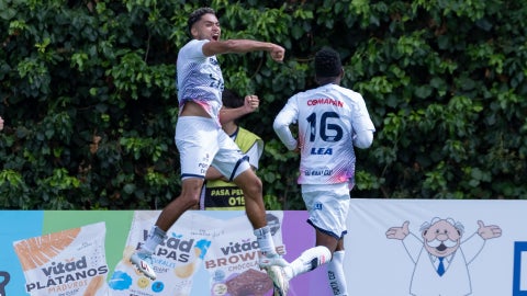 Sebastián Valencia marco gol en Fortaleza vs. America - VizzorImage