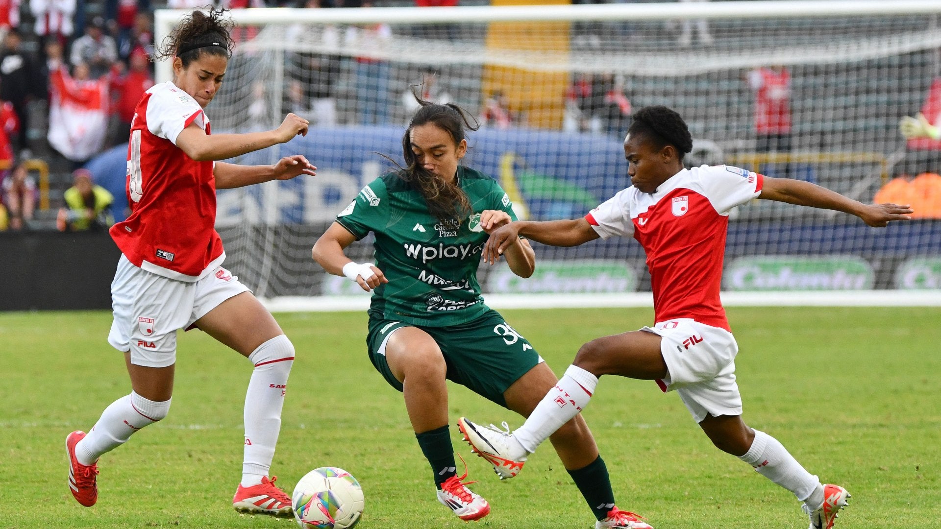 Santa Fe fue recibido por todo lo alto en la final