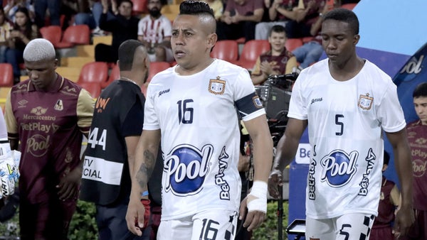 Vladimir Hernández falló el penal de Chicó ante Tolima