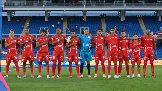 Así fue la protesta de los hinchas de América ante Bucaramanga