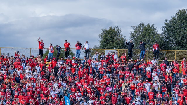 Hinchas de América colmaron las tribunas del estadio de Techo