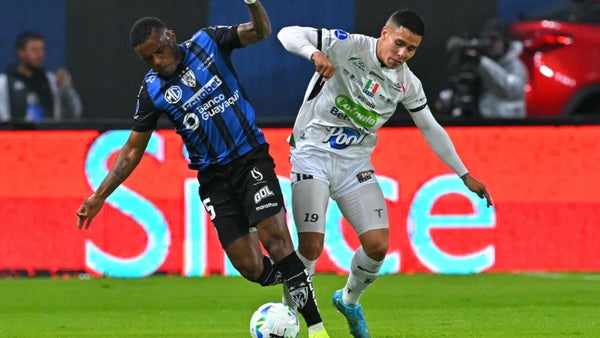 Independiente del Valle sufrió roja directa vs. Once Caldas