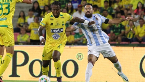Kevin Londoño y Juan Pablo Nieto en Bucaramanga vs Tolima - VizzorImage