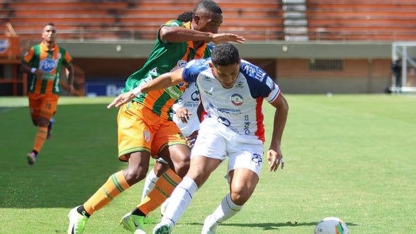 Envigado no pudo con Alianza y sufre en la tabla del descenso