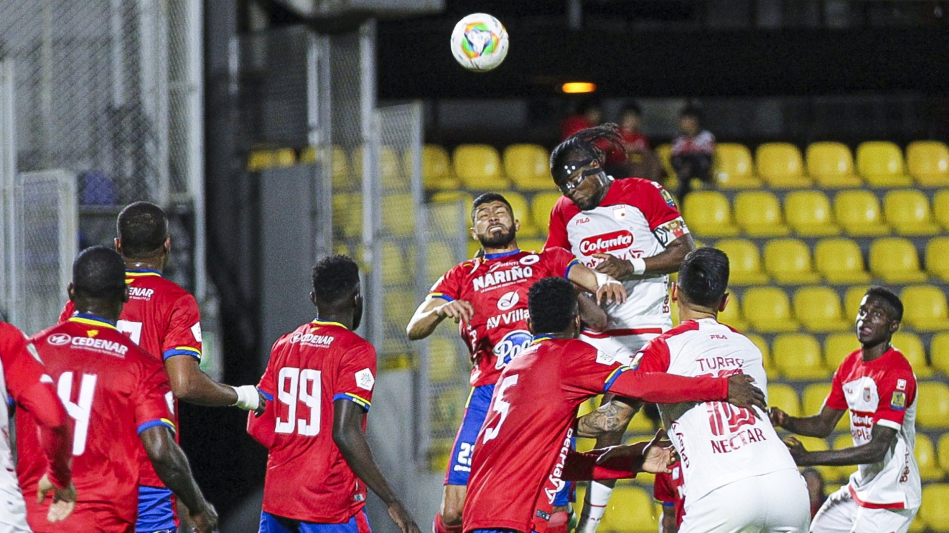 Santa Fe igualo in extremis ante Pasto - VizzorImage