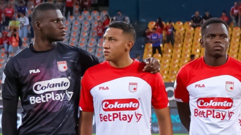 Wbeimar Asprilla, arquero figura de Santa Fe vs Medellin - VizzorImage