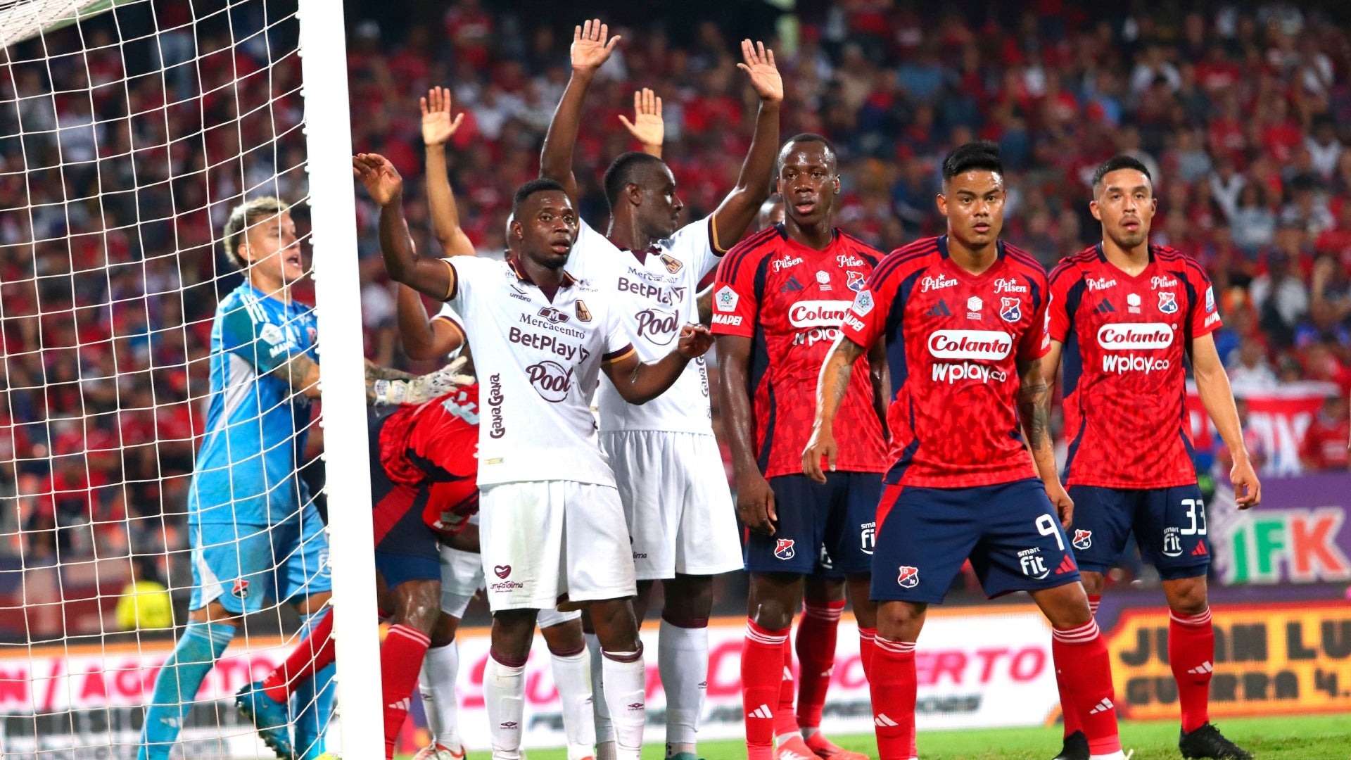 Tolima vs Medellin, fecha 13 - VizzorImage