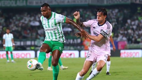 Morelos consiguio penal en Nacional vs Millonarios - VizzorImage