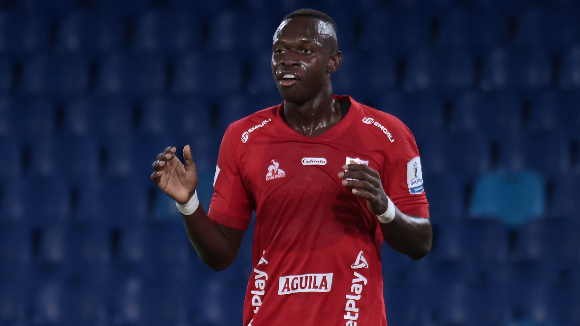 Yojan Papula Garces se devoró el gol de la victoria de America a Envigado - VizzorImage