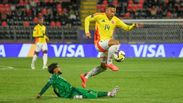 Mira el polémico gol anulado a Arabia Saudita ante Colombia Mira el polémico gol anulado a Arabia Saudita ante Colombia