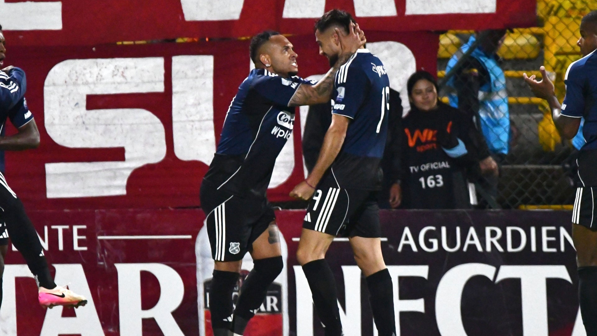 Medellín clasificó a semifinal de la Copa BetPlay vs Santa Fe - VizzorImage