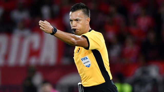 Nicolas Gallo, arbitro de la Liga BetPlay - VizzorImage