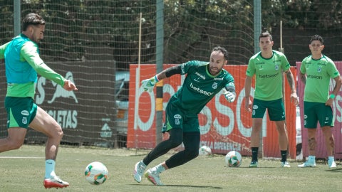 Nacional se prepara para enfrentar a Once Caldas