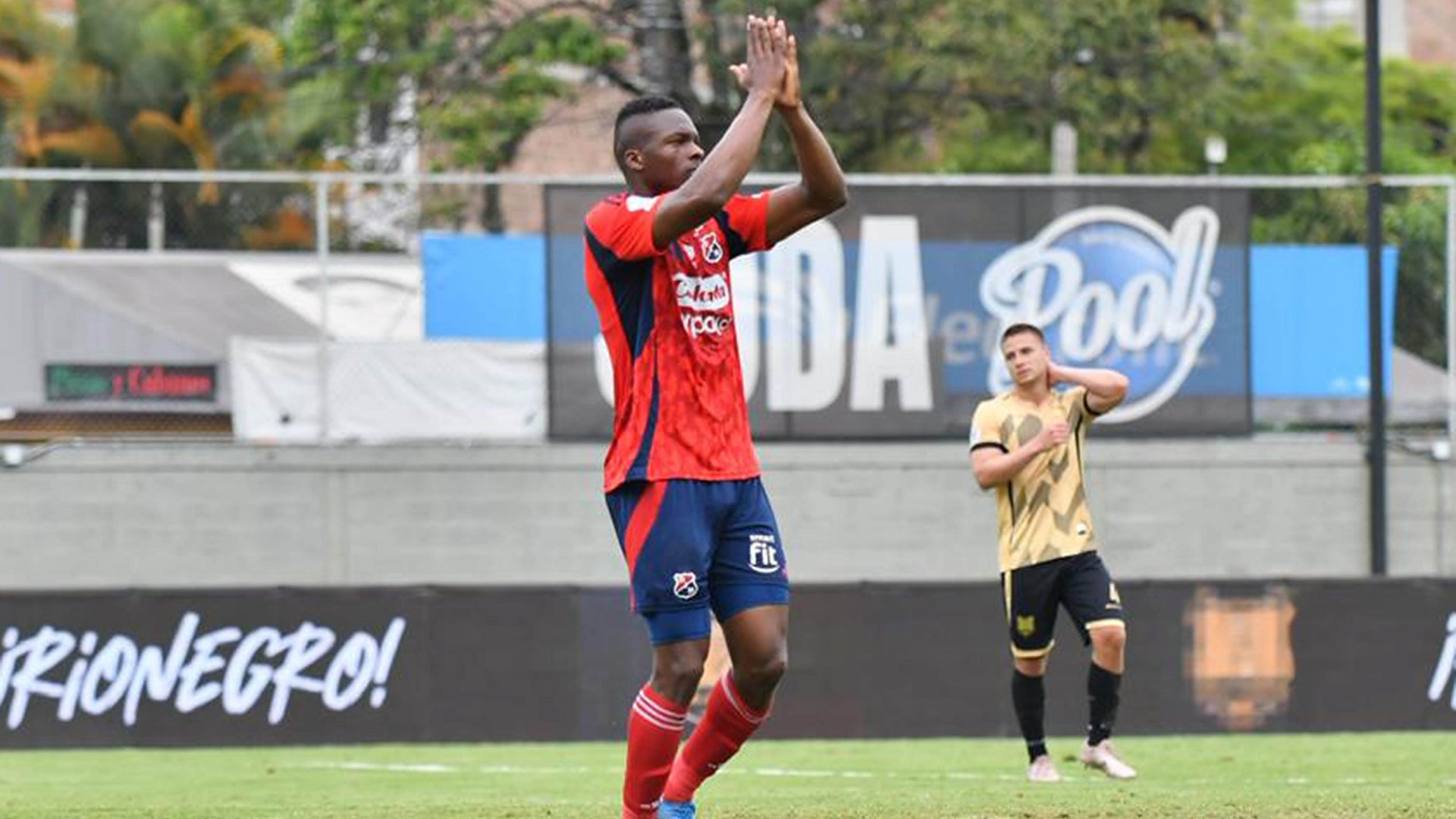 Medellín no pudo cobrar penalti ante Águilas Doradas