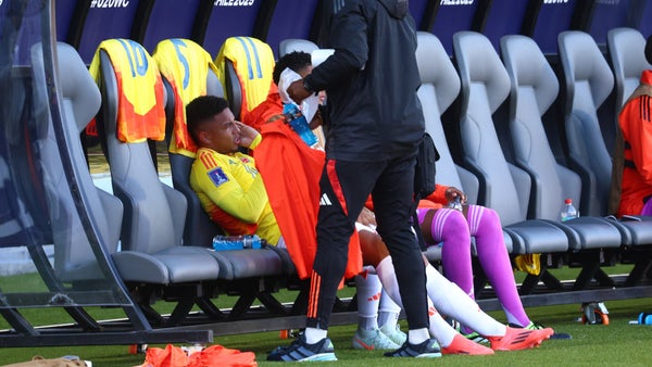 Jordan Barrera salió lesionado en Colombia vs. España Jordan Barrera salió lesionado en Colombia vs. España