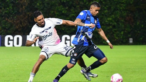 Fortaleza venció agónicamente a Boyacá Chicó