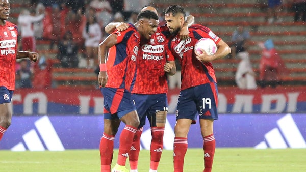 ¡Imparable! Medellín volvió a remontar y derrotó a Fortaleza ¡Imparable! Medellín volvió a remontar y derrotó a Fortaleza