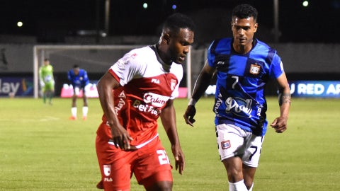 Boyaca Chico y Santa Fe igualaron en Tunja - VizzorImage