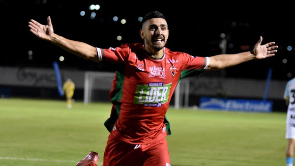 Patriotas somete a Jaguares y aprieta la parte alta