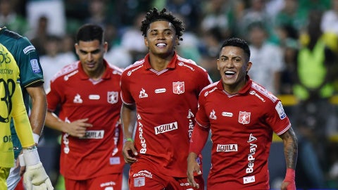 América se quedo con el clasico vs Cali - VizzorImage