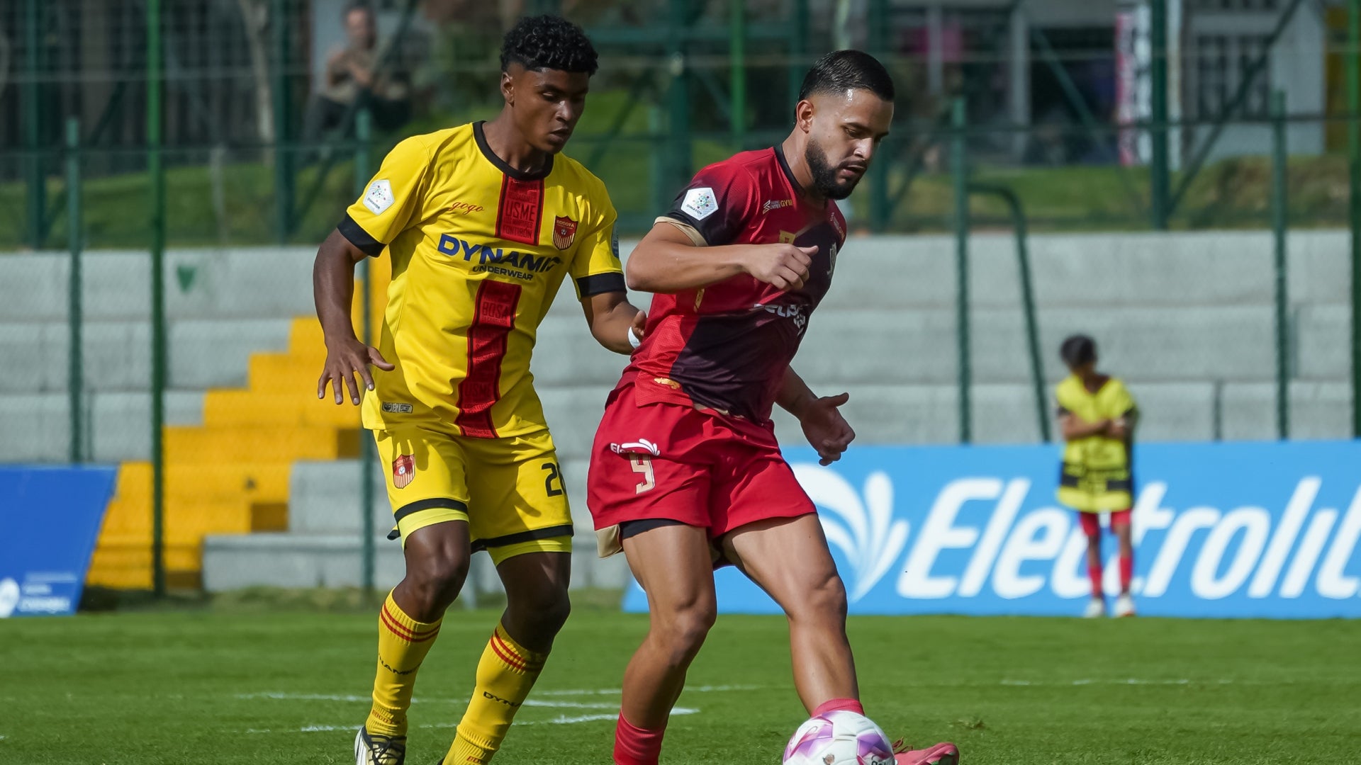 Tigres y Bogotá se repartieron puntos