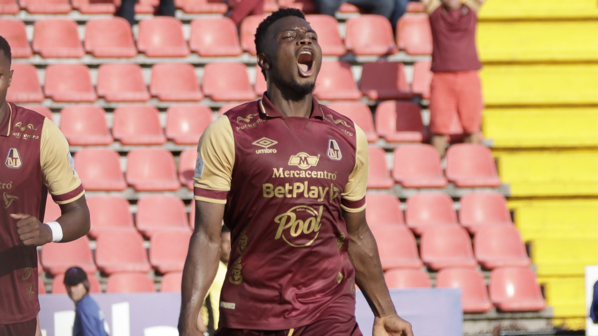 Adrián Parra marco la remontada de Tolima a Cali - VizzorImage