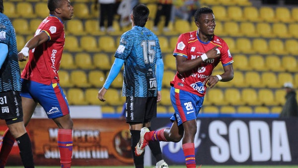 Deportivo Pasto no tuvo piedad y goleó a Deportivo Pereira