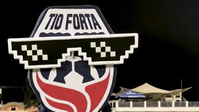 Fortaleza calento el partido ante Junior - @FortalezaCEIF