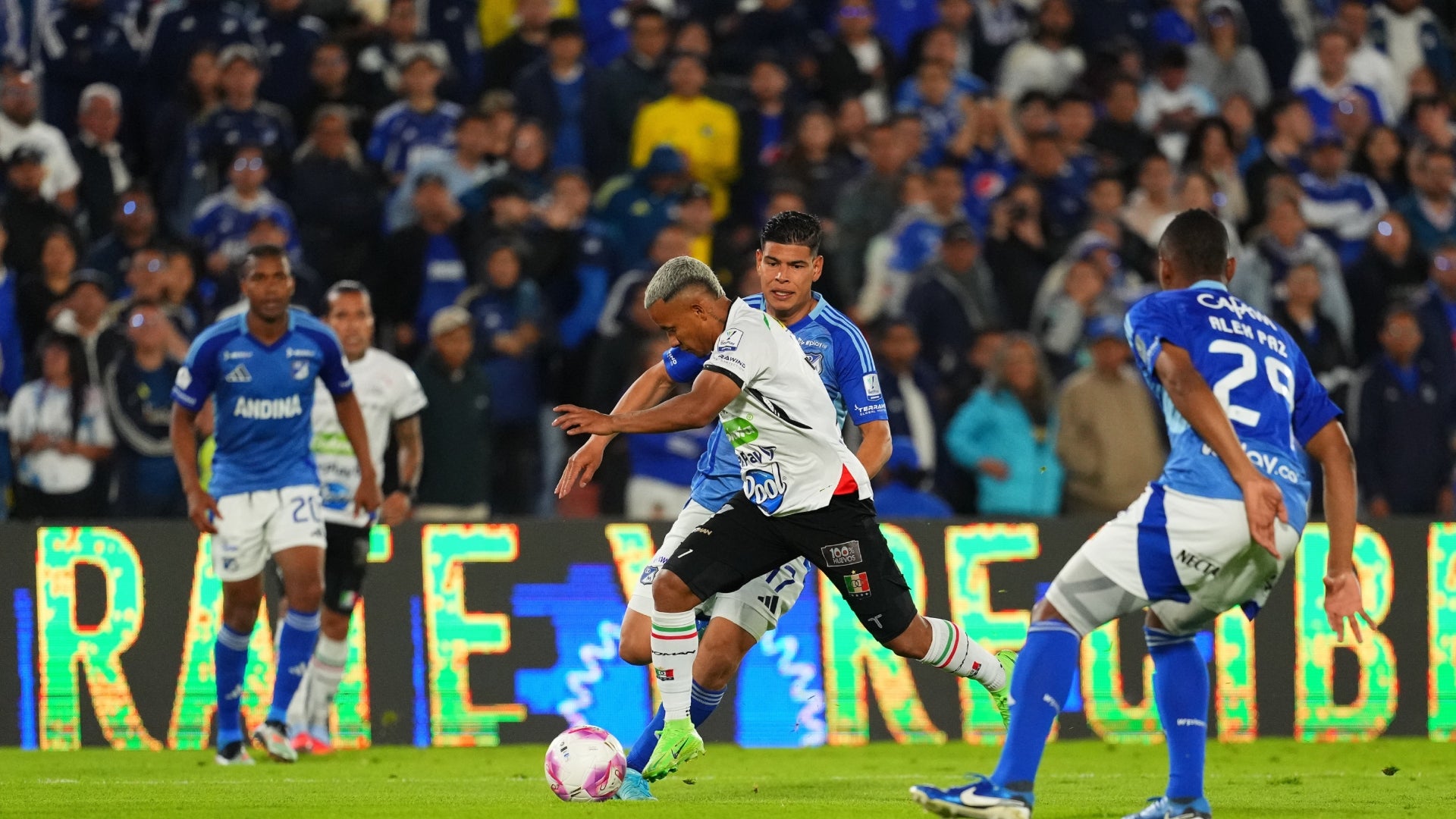 Once Caldas visitó a Millonarios