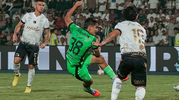 Nacional aplastó a Llaneros y es líder de la Liga BetPlay Nacional aplastó a Llaneros y es líder de la Liga BetPlay